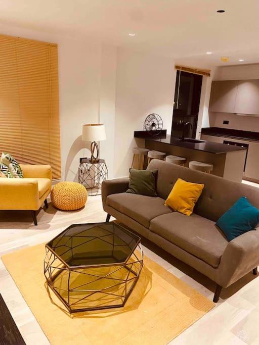 Spacious 3 Bed City Apartment With Terrace London Exterior foto